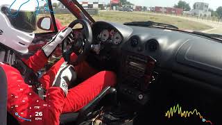 Mazda MX-5 onboard footage at circuit Clastres