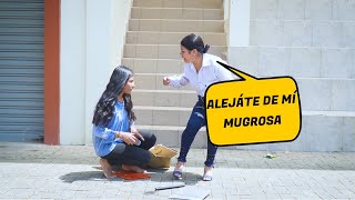 Mujer millonaria humilló a un mujer de la calle sin pensa que al final pasaría esto.