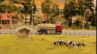 City cow farm toy truck