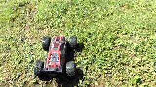 【TRAXXAS】E-REVO Vxl ...Children is a challenge to the monster RC!!