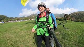 Gara di centro di parapendio. Voli in biposto.