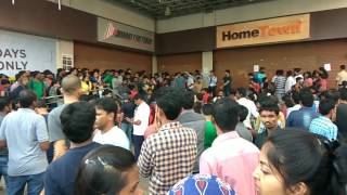 BRAND FACTORY FREE SHOPPING HANGAMA, MARATHAHALLI,BANGALORE - STORE CLOSED DUE TO HUGE CROWD