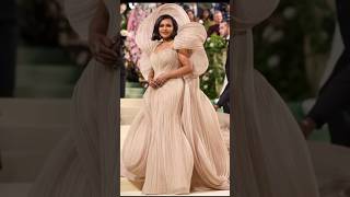 MINDY KALING 2024 MET GALA #mindykaling #fashion#style #metgala #metgala2024 #redcarpet #celebrity