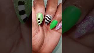 | Beetlejuicenails | Watch me work#acrylicnails #nailart