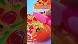 ASMR cutting and eating pizza with bulbasour