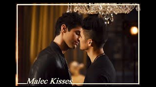 Magnus & Alexander  kisses