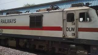 Secunderabad Raipur superfast bolts past Bhilai Power House at full speed with mad honking.#wap7