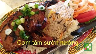 Ăn cơm tấm sườn nướng | Trung tâm mua sắm -  #119