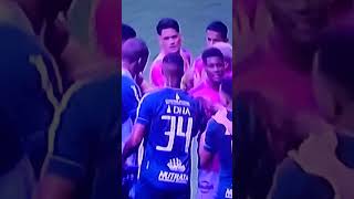 CONFUSÃO: APÓS GOL DE GUARANI, JOGADORES DO CRUZEIRO PARTEM PRA CIMA DOS JOGADORES DO GUARANI.