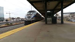 Marc Train 414 to Baltimore Penn Station arriving into New Carrollton