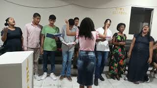 Grupo dos Jovens louvando a Deus 🙌