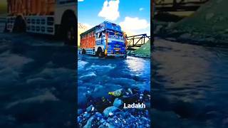 #kashmiri #truck #ladakh #road #river #rider #truck #life #6 chakki#truck #shortvideo