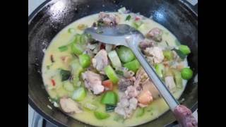 Resep Garang Asem Ayam Bumbu Iris