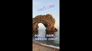 Don't Miss the beautiful beaches in the UK   DURDLE DOOR #shorts