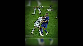 Player headbutt #zidane In the chest #video #football #fyp #youtube #trend #shorts #dance #foryou 💪