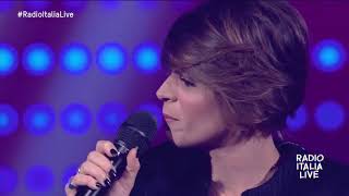 senza nuvole live-alessandra amoroso