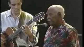 Dorival Caymmi - É Doce Morrer No Mar - Heineken Concerts - 1996