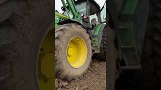 Фрезерование поля после пахоты John Deere