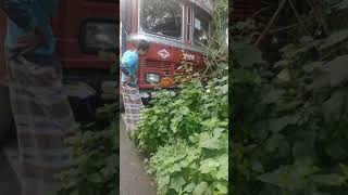 indian gas full load truck accident by electric pulled 😱😱