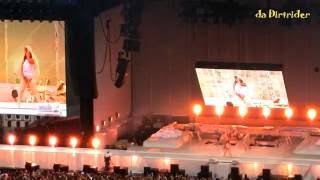 Rihanna LIVE / Pour It Up / Numb - ANTI World Tour 2016 HAMBURG - HD