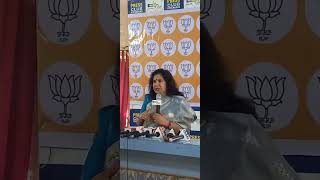 Smt Karuna Gopal Vartakavi BJP National Incharge-Futuristic Cities President speaking to Media.(3)