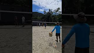 aula de beach tennis no pé do morro,  Barra do Una!