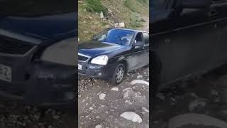 едем по скалам на приоре , приора которая проедет везде #кбр #automobile #отдых