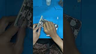 Ganti baterai dengan kondisi LCD lumayan retak #iphone6s #gantibaterai #candraapplesolution