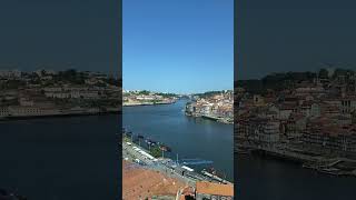 Vista parcial do Porto a partir de Vila Nova de Gaia em Portugal.