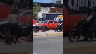 #ULTIMAHORA Camión de cerveza se queda sin frenos e impacta a 8 vehículos #monterrey