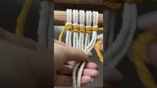 Macrame tutorial/vertical clove hitch knot