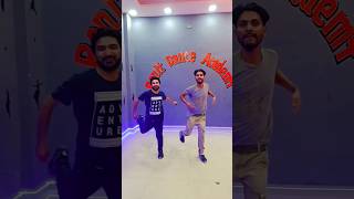 trending music 🎶🕺🔥 #dance #shortvideo #dancevideo #viral #trending #explore #trendingshorts