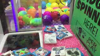 Our first 20$ challenge! Fully stocked claw machine!