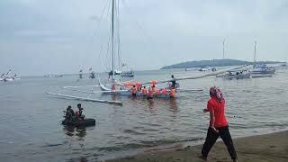 Sandeq Jelang Lomba. Festival Sandeq, 2024 di Mamuju. Rumah Belajar Bersama