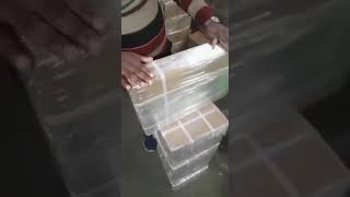 manual packing stretch film.