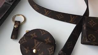 Beautiful Louis Vuitton belt with wallets!!!!